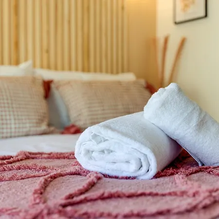 דירה Bright North Bay Cricket Ground Views סקארבורו