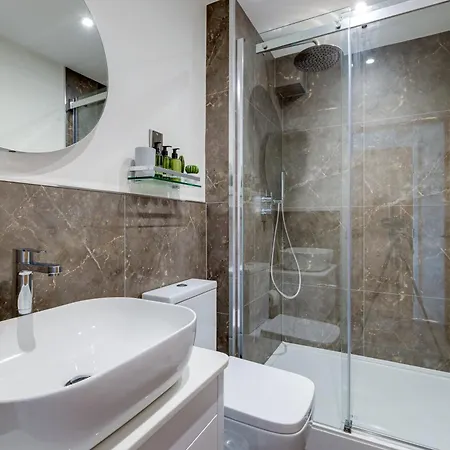 Apartamento Bright North Bay Cricket Ground Views